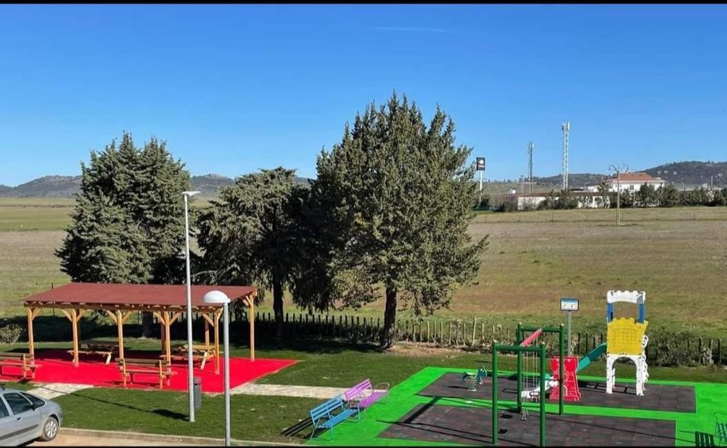 Posada De La Plata Valdesalor Luaran gambar